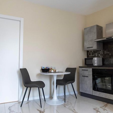 Casa Di Zina Lägenhet Verona Exteriör bild