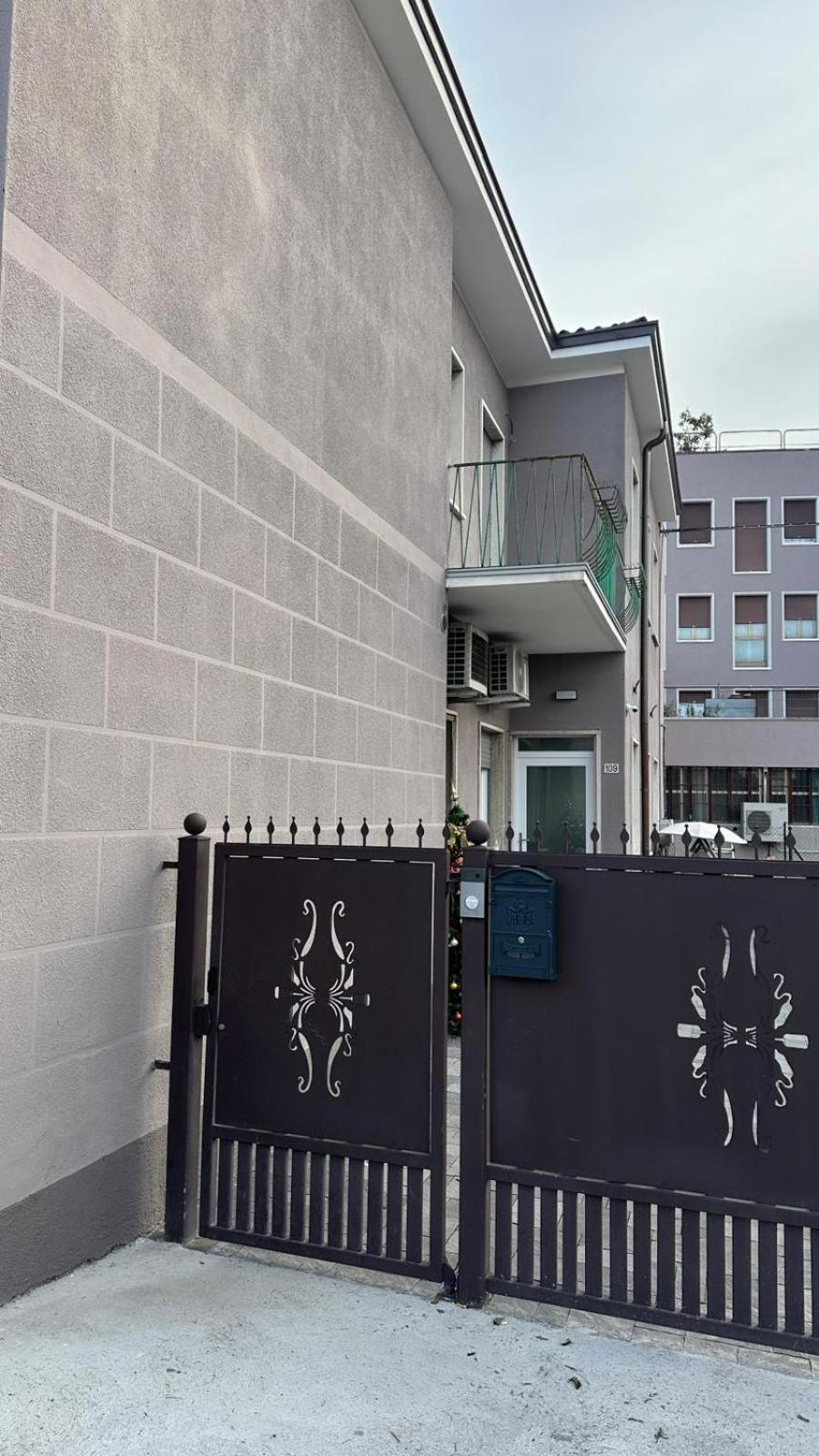 Casa Di Zina Lägenhet Verona Exteriör bild